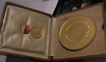 1951 Meistermedaille Halle (4)