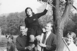 _1966-10-08 Tina Haese im Endspiel weibl. Jugend 1-0 gewonnen