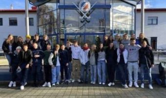 DB49342E-9C7D-47A3-90F6-C098F72A1A6F_4_5005_c