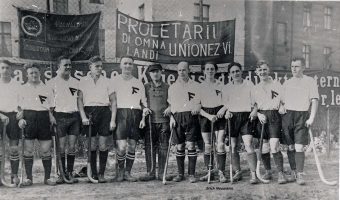 Fichte 1 mit Erich Neumann 4.v.r. (3)